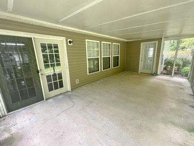 Building Photo - 123 Hawk's Nest Ct