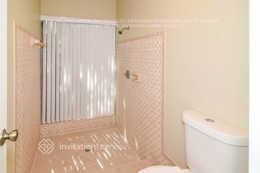 Building Photo - 10048 NW 20th St