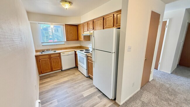 Upham kitchen - 3650 Upham