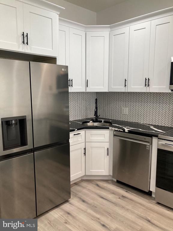 Primary Photo - 1830 W Diamond St