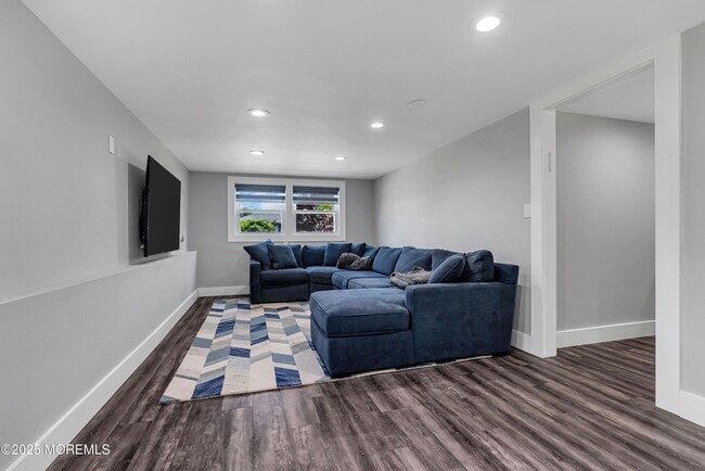 Building Photo - 14 Fulton Ave