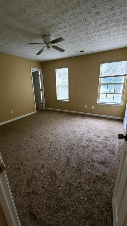 Building Photo - 3001 Falling Water Point