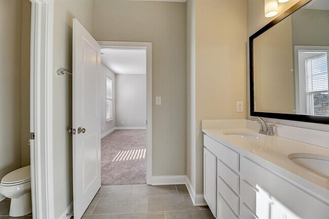 Building Photo - 6971 Pickett Pl