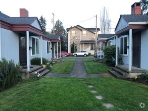 Building Photo - Charming 1-Bedroom Retreat in Vibrant Cour...