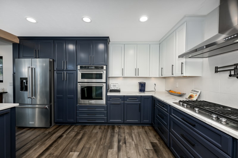 Building Photo - 3695 Englewood Dr