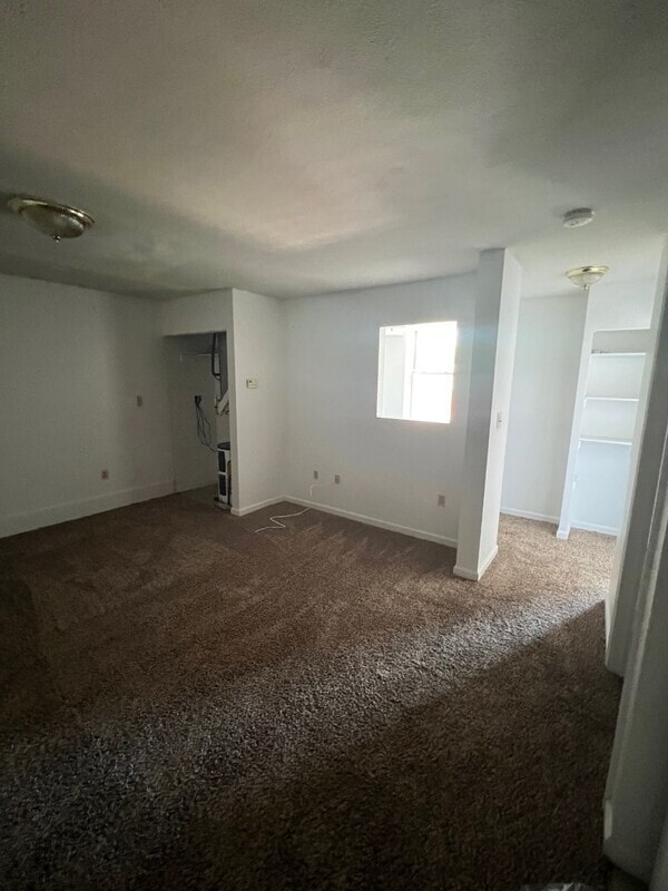 Building Photo - 221 Mercer St