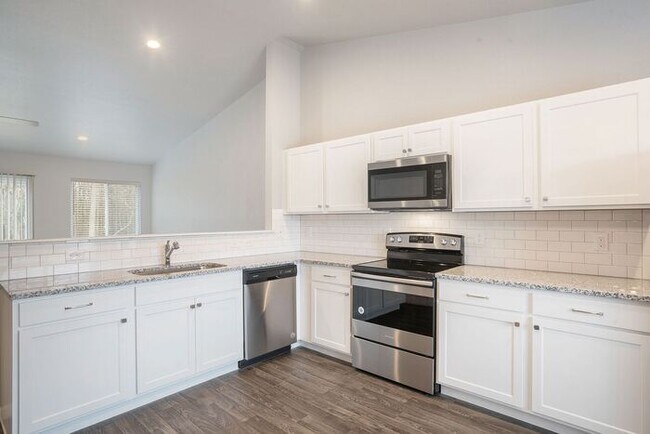 Building Photo - 4397 Soya Ave