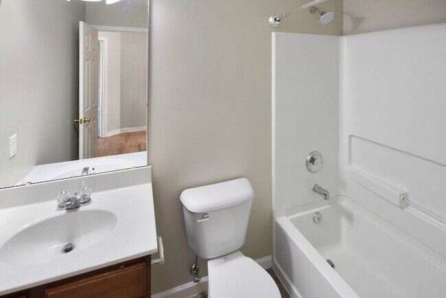 Building Photo - 284 Stonewall Creek Dr