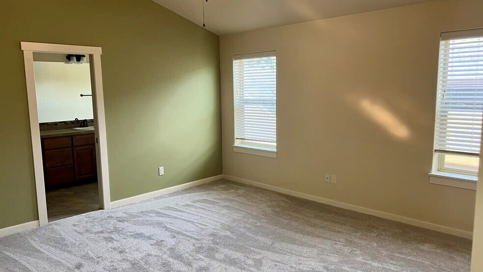 Building Photo - 3703 NW 122nd St