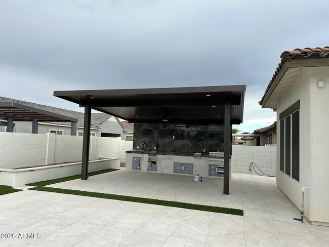 Building Photo - 1285 E Mead Dr
