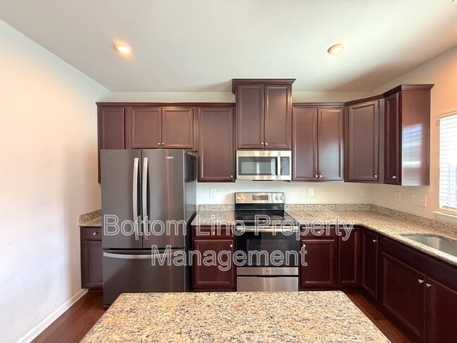 Building Photo - 1524 Bailiff Ct SW