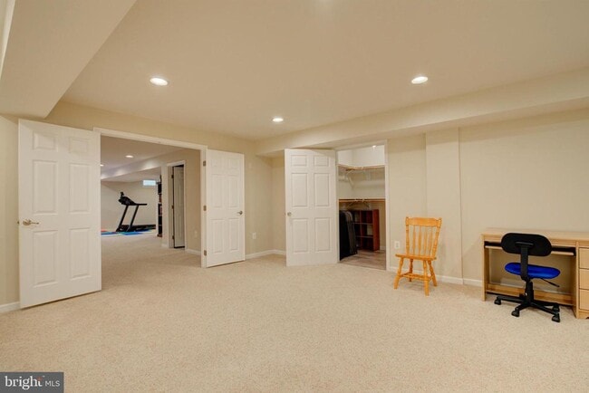 Building Photo - 25291 Kilkeen Way