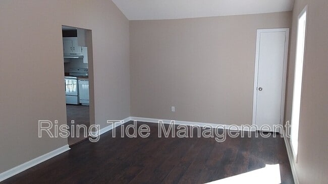 Building Photo - 5824 Balboa Terrace