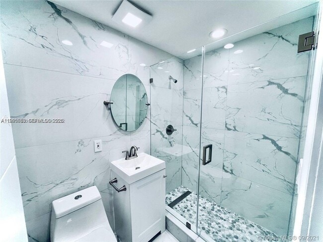 Building Photo - 880 NE 69th St