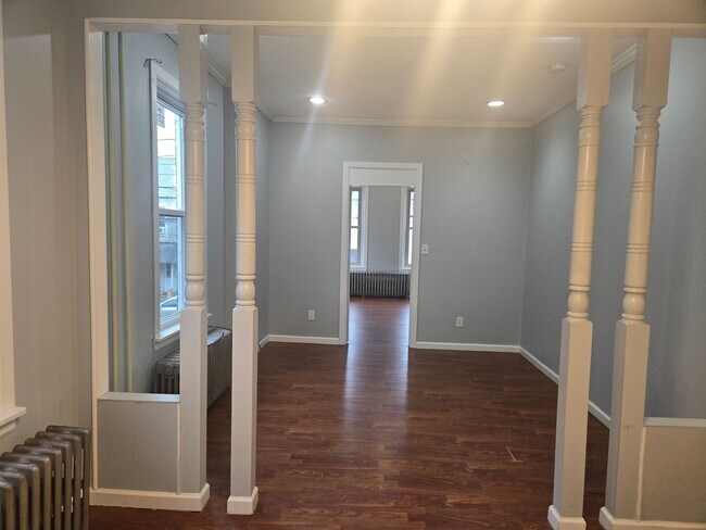 Building Photo - 127 N 12th St