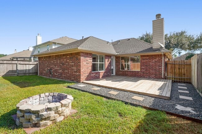 Building Photo - 22015 Bronze Leaf Dr