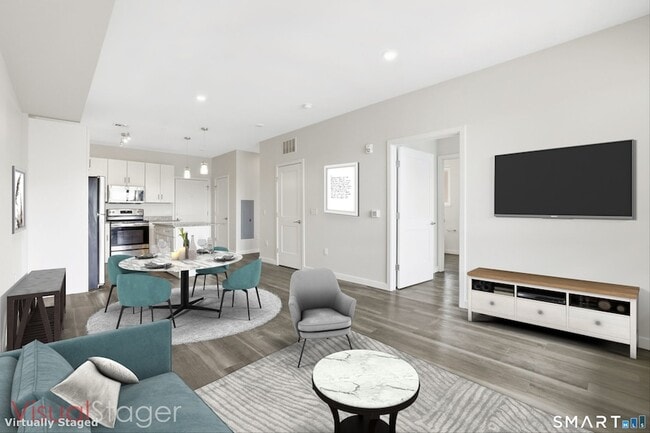 Building Photo - 71 Connecticut Ave