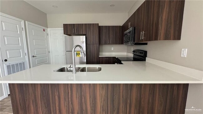 Building Photo - 11 La Vista Ave