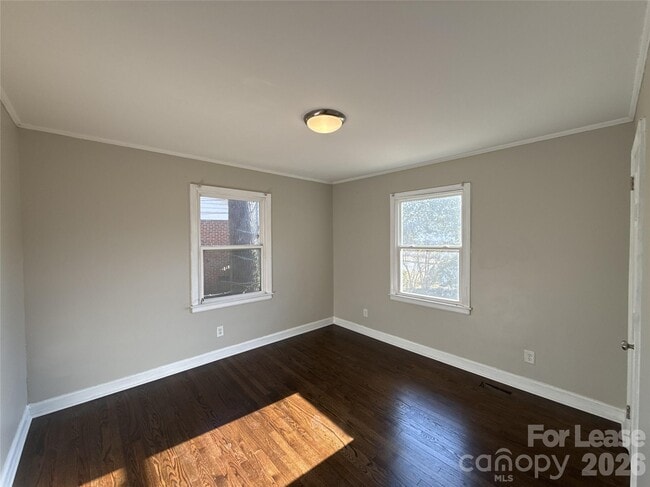 Building Photo - 4152 Blenhein Rd