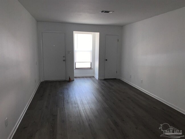 Building Photo - 9565 Sunnehanna Blvd