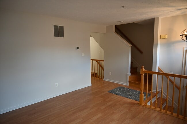 Building Photo - 526 Harbour Ct