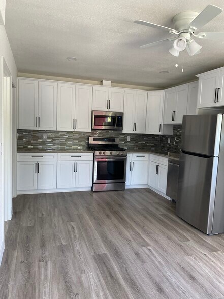 Building Photo - 8048 Copperwood Dr