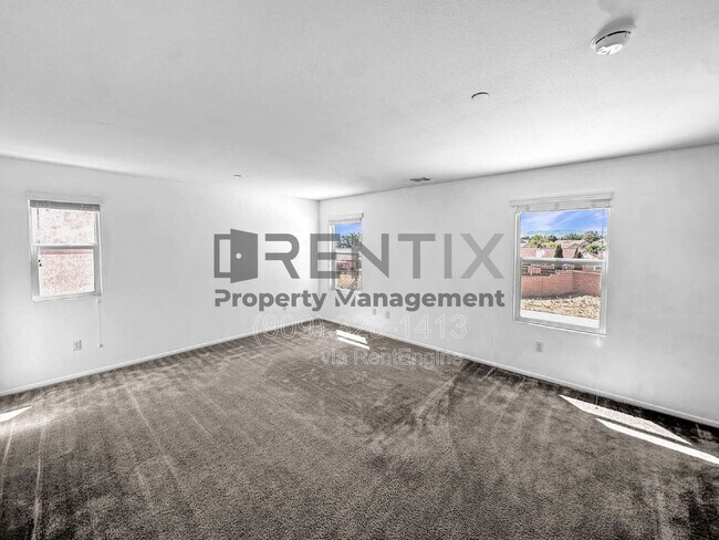 Building Photo - 15739 Yosemite St