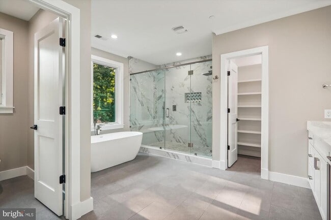 Building Photo - 7807 Winterberry Pl