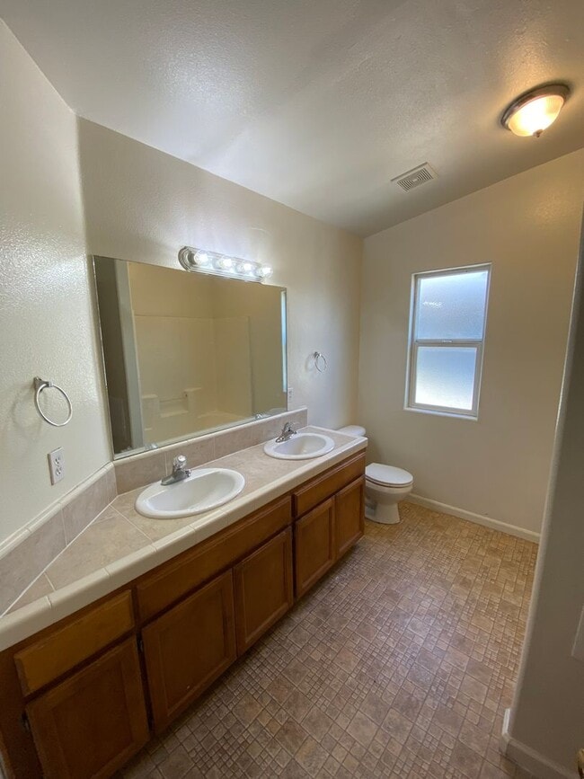 Building Photo - Spacious two-story home Available Now!