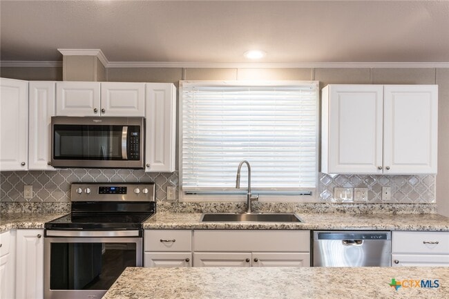 Building Photo - 950 Rebecca Springs Rd