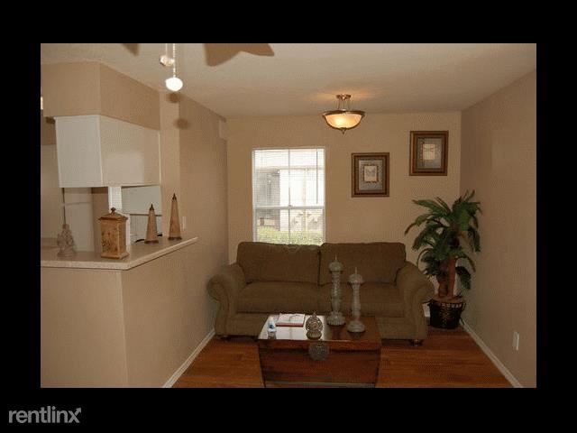 Building Photo - 1 br, 1 bath Condo - 3010 Nasa Pkwy Flat  ...