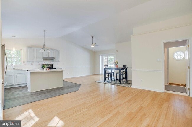 Building Photo - 3120 Creedon Dr