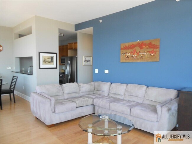 Building Photo - 1 Spring St