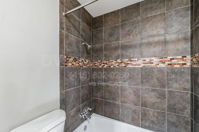 Building Photo - 4702 N Cashel Cir