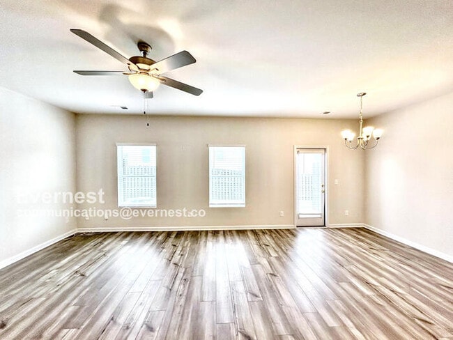 Building Photo - 4708 Fairfax Dr