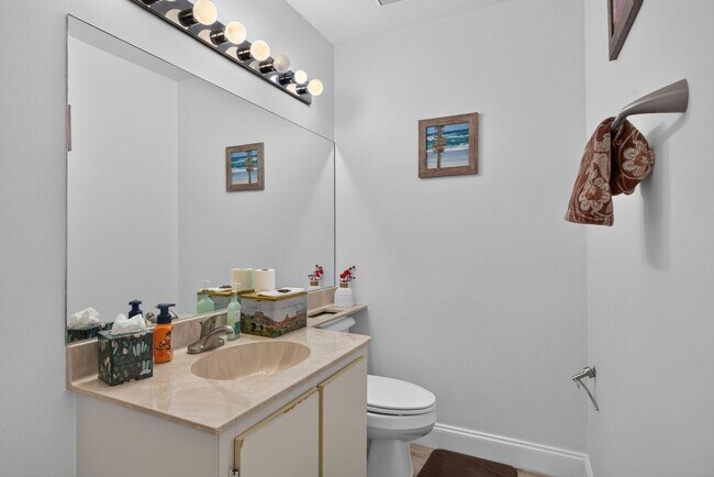 Building Photo - 3320 Alba Cir