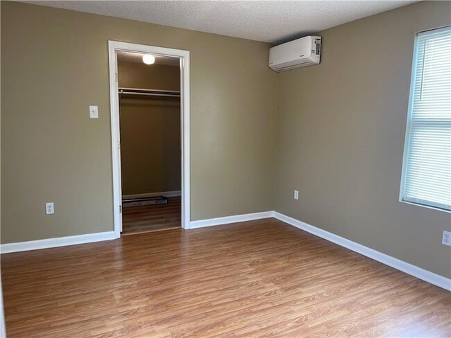 Building Photo - 2122 Stander Pl