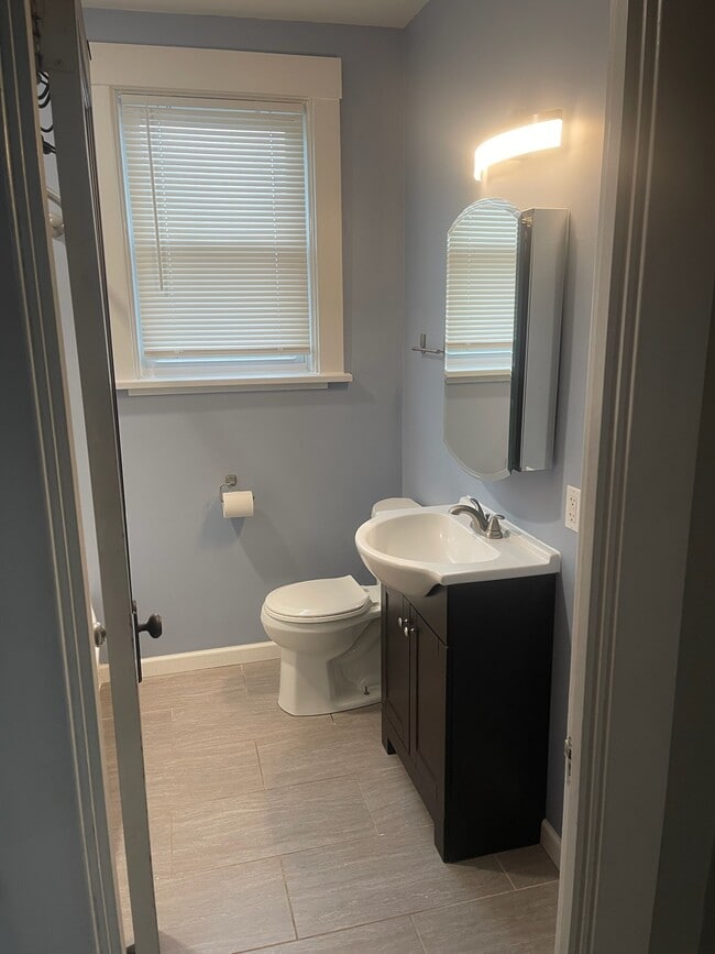 Building Photo - 1451 Tolma Ave