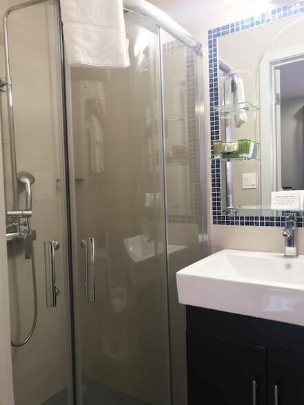 Building Photo - 128 Hornell St