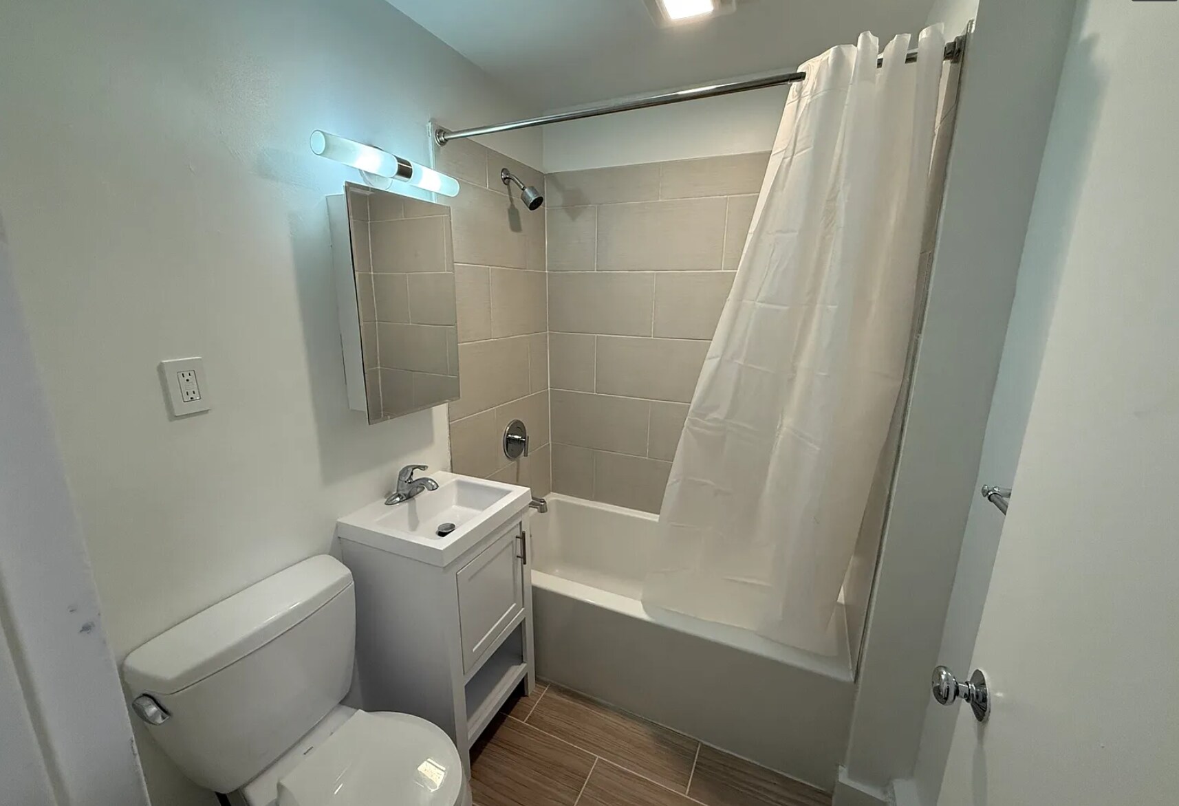 Building Photo - 530 Massachusetts Ave