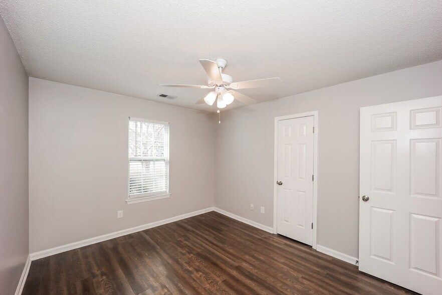 Building Photo - 15 Cory Ct