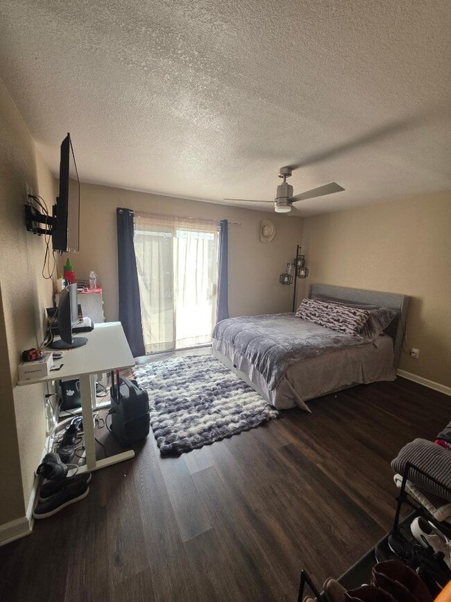 Building Photo - 5761 Caribbean Cir
