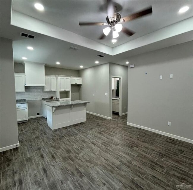 Building Photo - 13 Bertha Ave