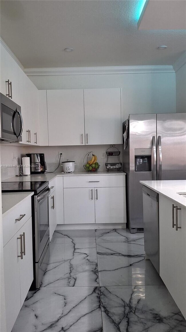 Building Photo - 26410 SW 148th Ct