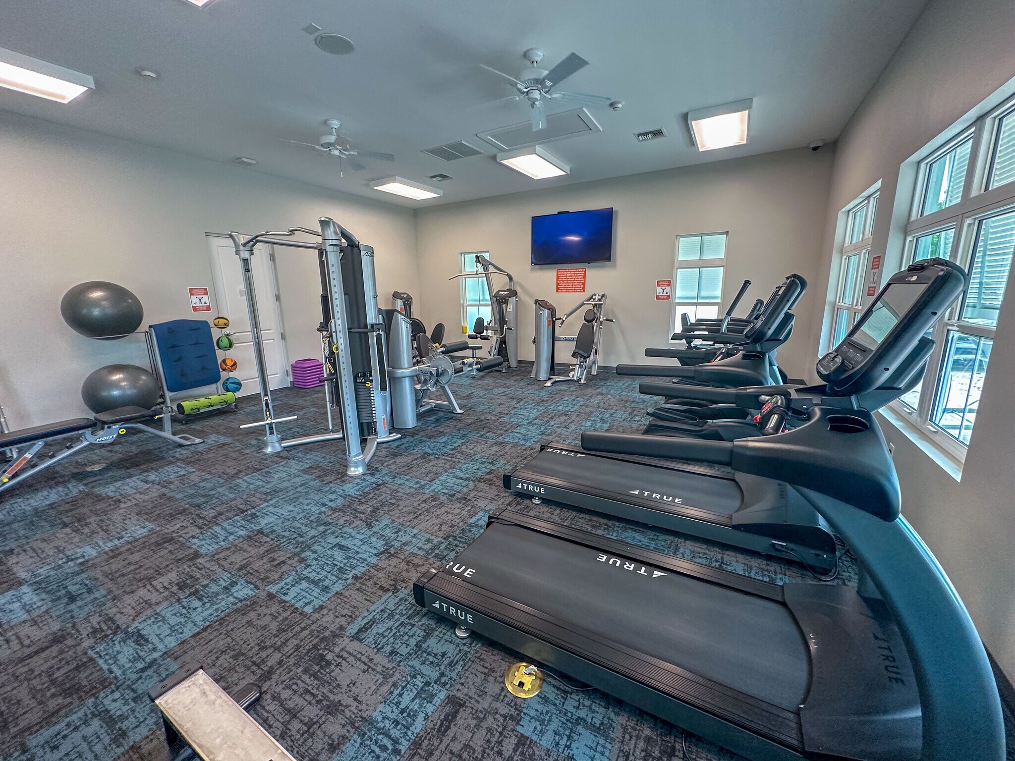 Building Photo - 4551 Arboretum Cir