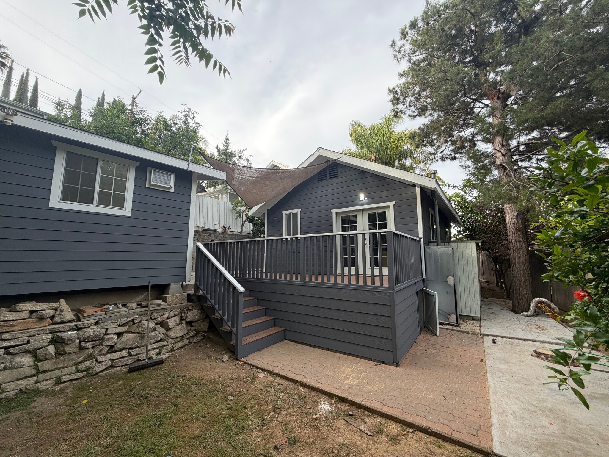 View of back of house from lawn - 881 Terrace 49