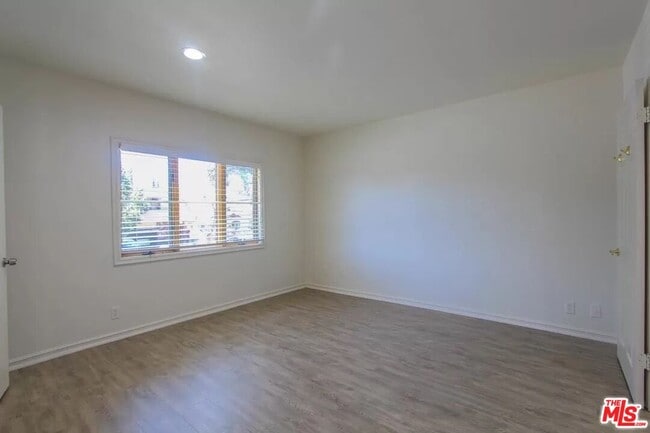 Building Photo - 7701 Norton Ave