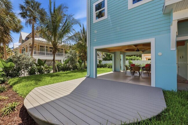 Building Photo - 115 Aqua Ln