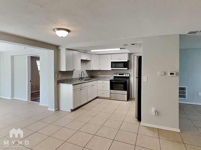 Building Photo - 3448 Norland Ct