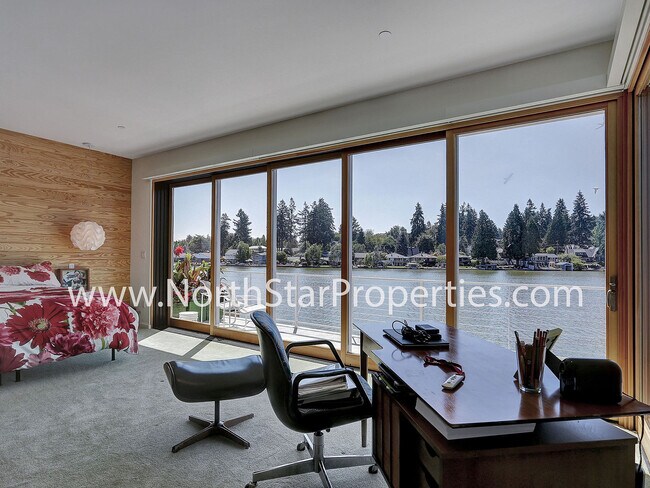 Building Photo - Truly Amazing and Rare Furnished Lake Oswego Cabana.